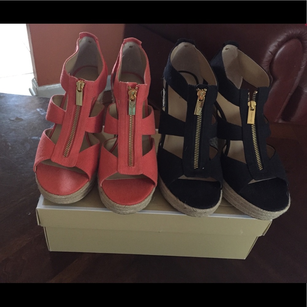 New platform sandals MICHAEL KORS. 9.5